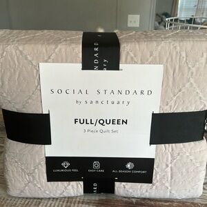 Social standard by sanctuary full/queen 3 piece quilt set